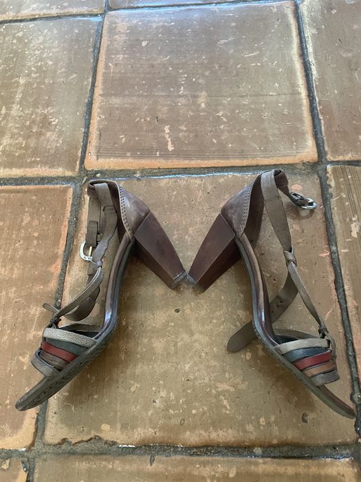 Sandalias pele varias corrd