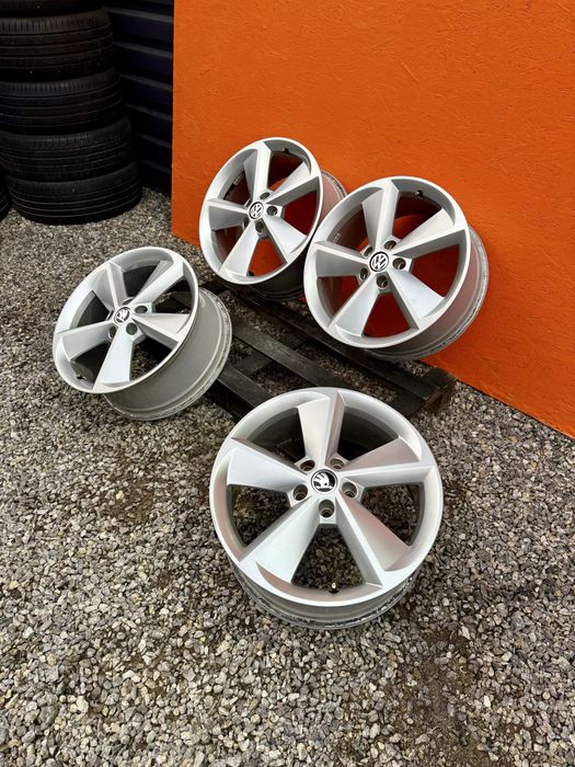Диски R18 5.112 ET51 цо 57.1 гольф gti 5 6 7 шкода а5 а7 джета