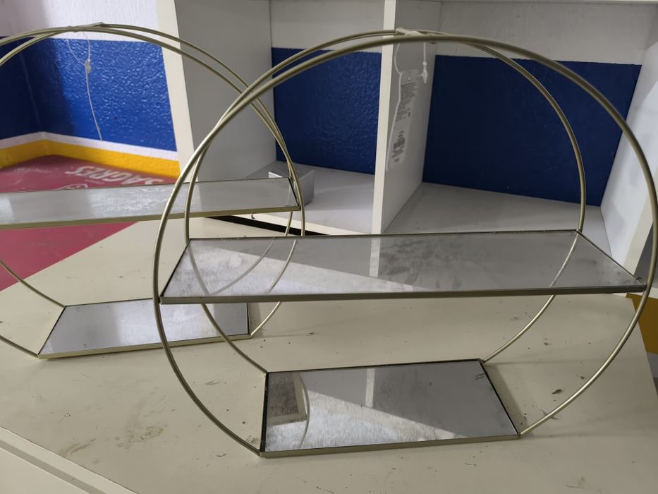 Prateleiras redondas decorativas