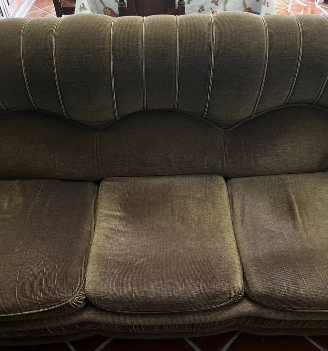 Sofá-cama + dois sofás  individuais