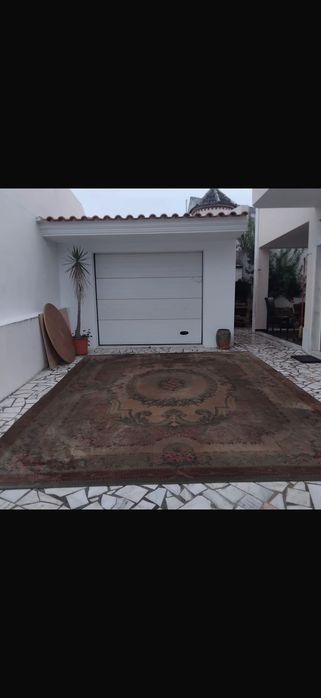 Carpete antiga estilo floral