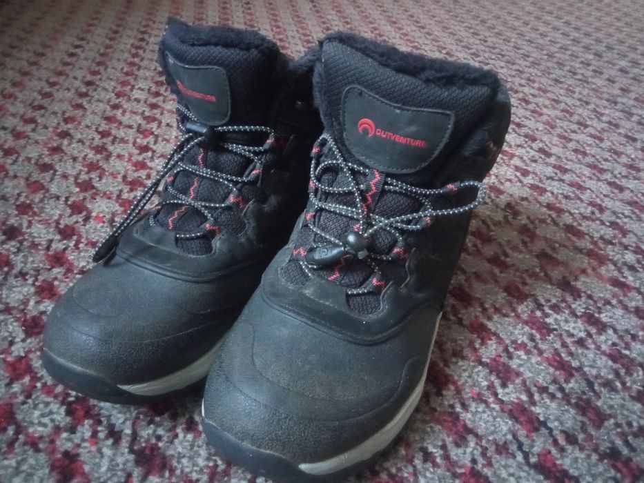Продам зимние ботинки Outventure