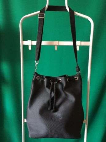 Mala tiracolo preta Lacoste [ULTIMO PREÇO!]