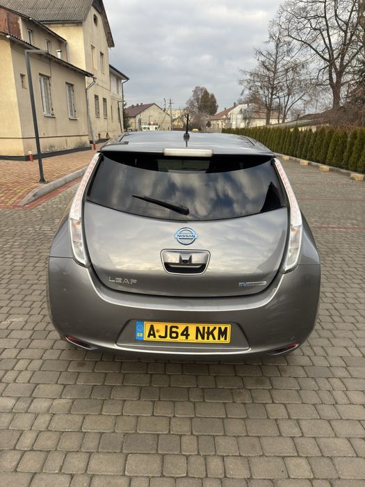 Розборка розбірка нісан ліф колір Kad nissan leaf 24kw сірий лед