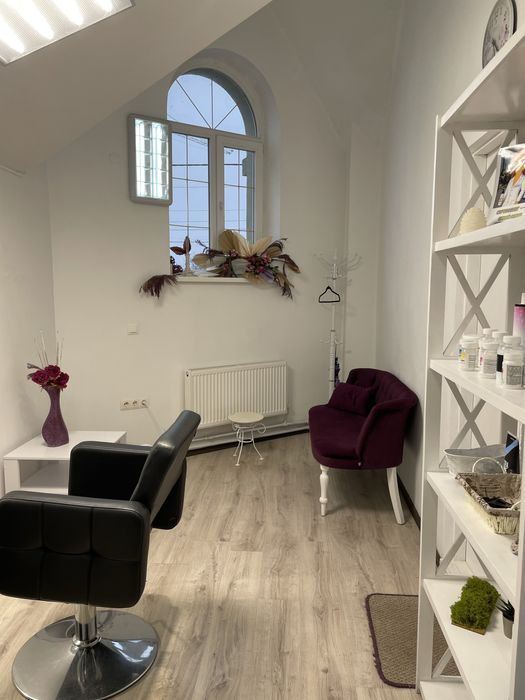 Суборенда кабінету  для майстрів кератину