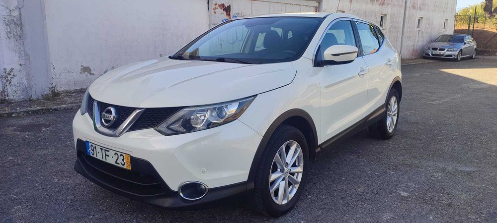 Nissan Qashqai 1.2 Acenta - Estado que surpreende!