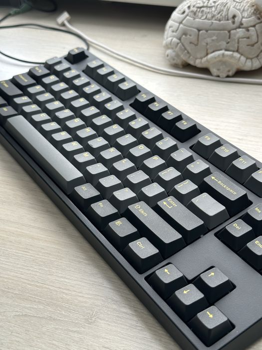 Leopold FC750 механическая премиум клавиатура