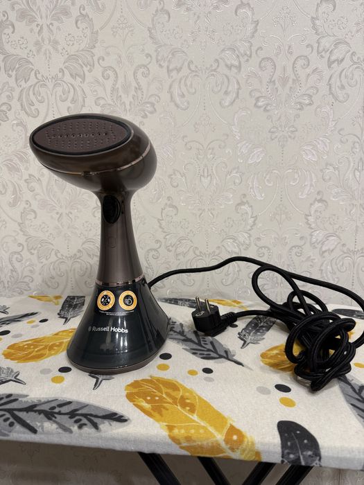 Отпариватель Russell Hobbs Steam Genie Aroma 28040-56