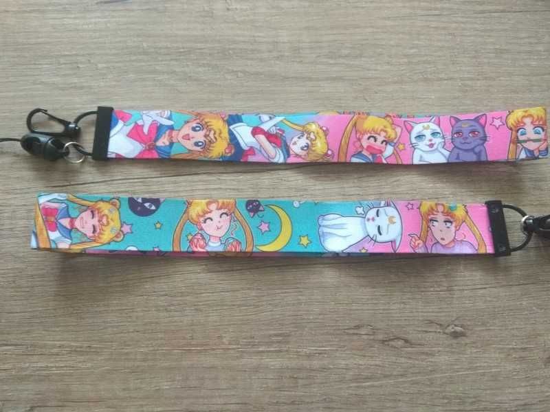 Smycz sailor moon bunny koty luna brelok