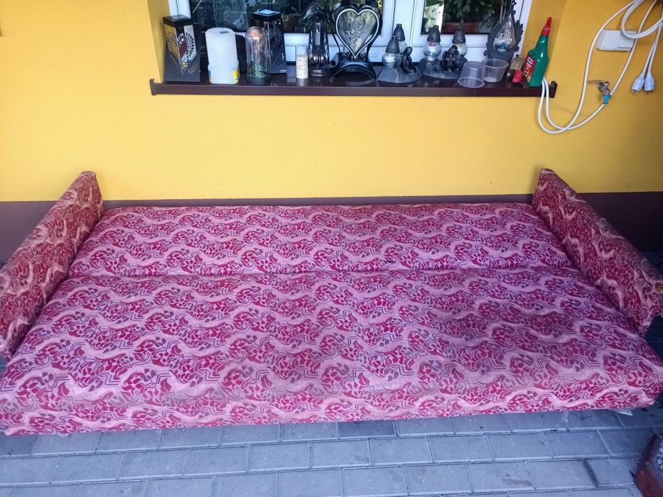 Kanapa lata 90 za darmo.