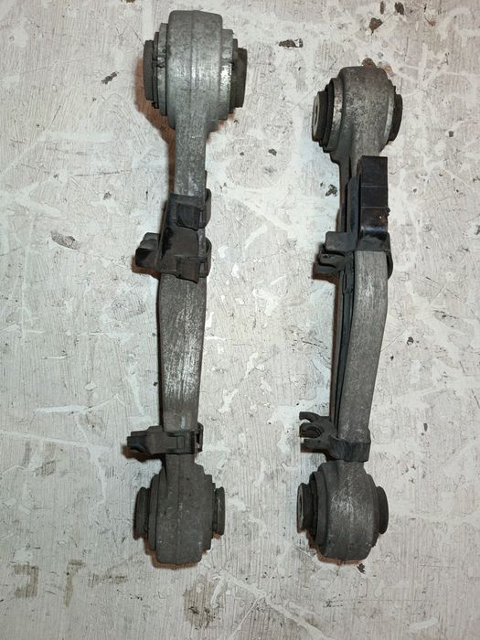 Braço de suspensão esquerdo e direito - BMW 5 Touring (F11) | 09 - 17