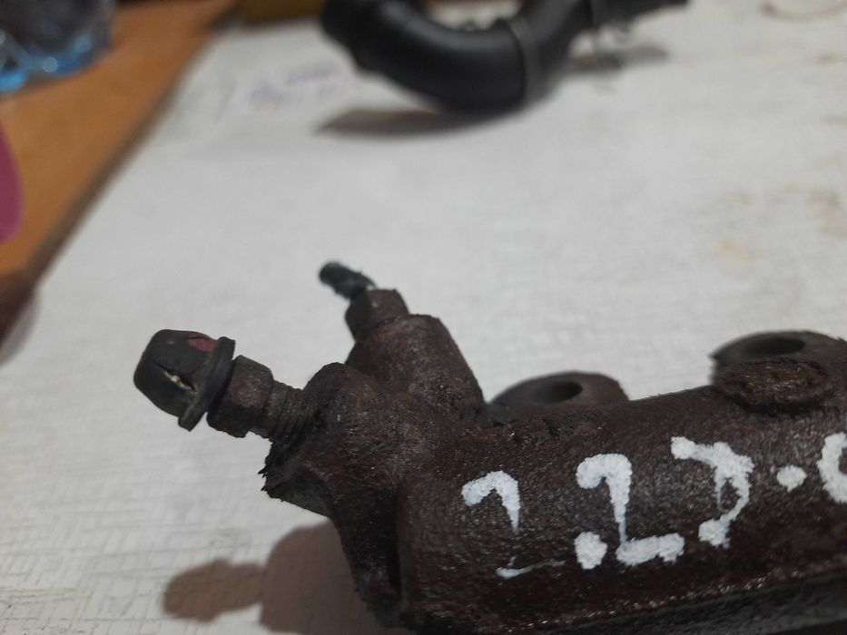 Циліндр щеплення Тойота Авенсіс т25 2.2 дкат дизель 177 к.с. d-cat