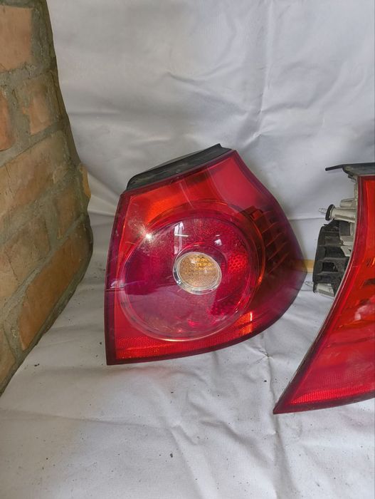 Задні фанарі Volkswagen Passat B6