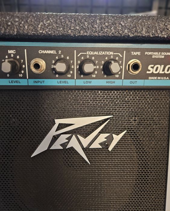 Amerykański wzmacniacz Peavey do gitary I mikrofonu,  zasilanie 12V
