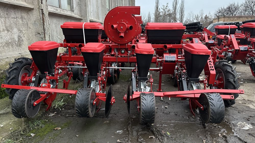 Сівалка універсальна просапна точного висіву УПС-8, УПС-6, УПС-4