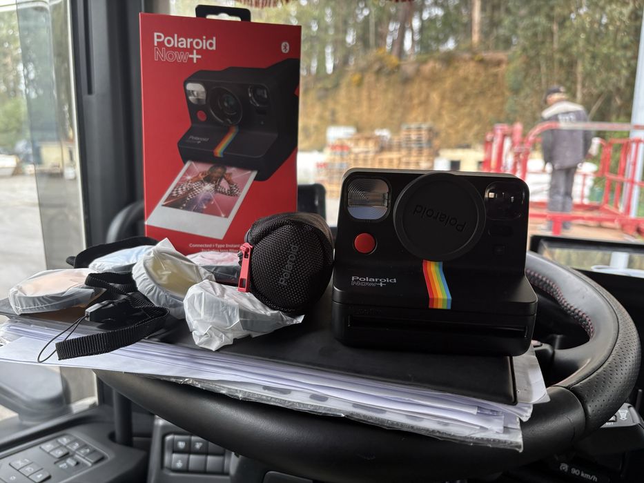 Polaroid Now+ preta