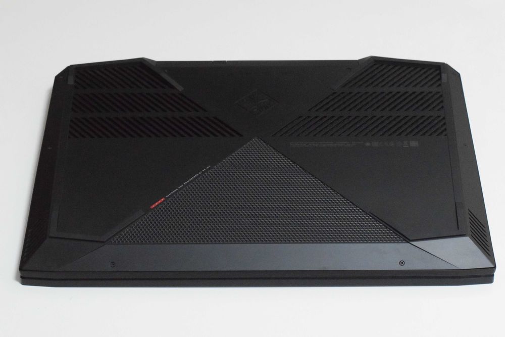 HP Omen 15 GTX 1050 4GB 16GB Ram NVME 512GB HDD 2TB