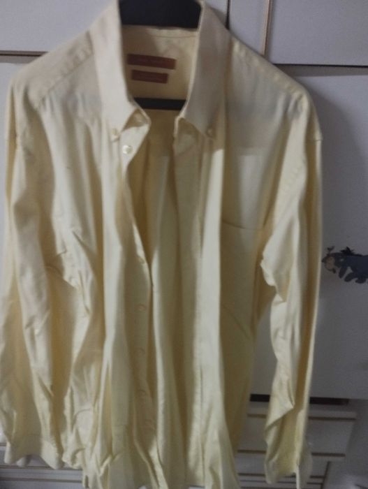 Camisa Zara amarela