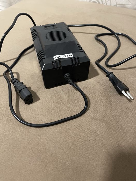 Carregador de bicicleta elétrica