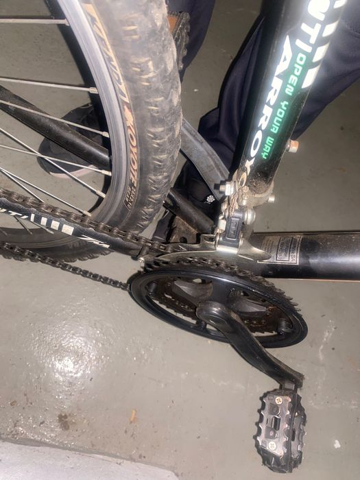 Bicicleta já muito usada