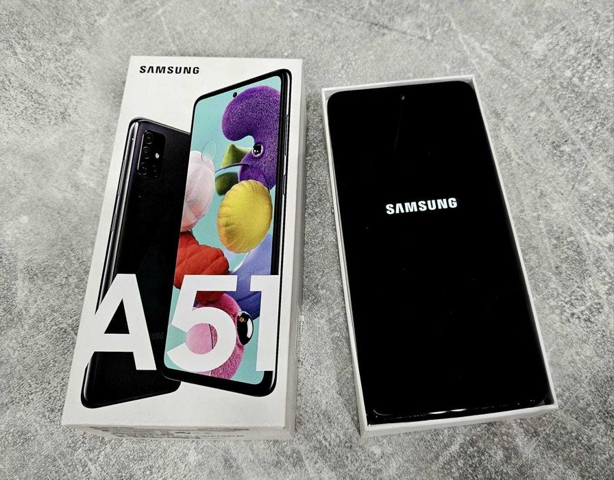 SAMSUNG GALAXY A51 - jak nowy z ładowarką w oryginalnym pudełku.
