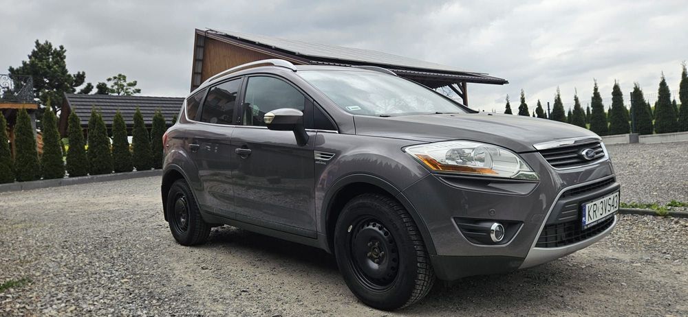Ford Kuga pierwszy wł. w kraju ,bezwypadkowy
