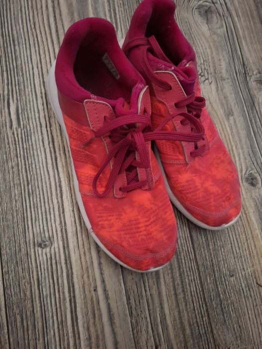 Buty adidasy dziewczęce roz 35 trampki halówki