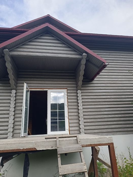 Продається готель на березі річки Дністер