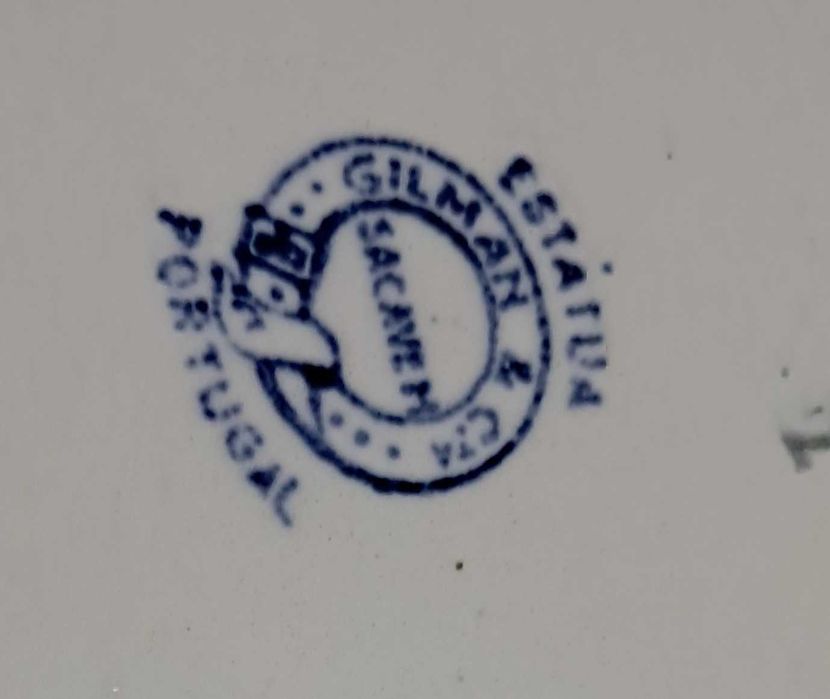 Terrina Sacavem Azul e Branco Estátua