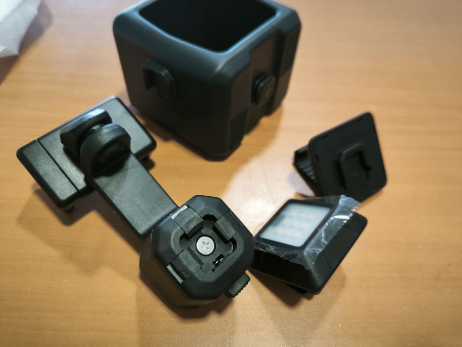 Novo pack 4 acessórios YouClip para Dacia