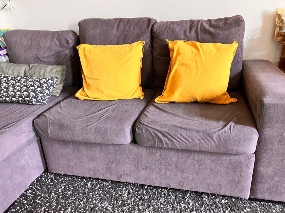 Sofá cama com chaise-long