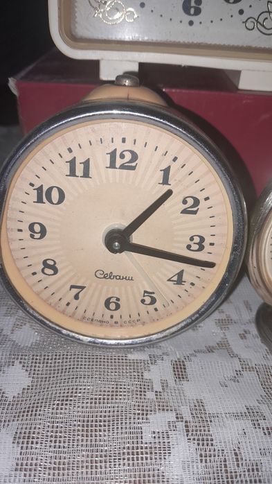 Вінтажні. Будильник