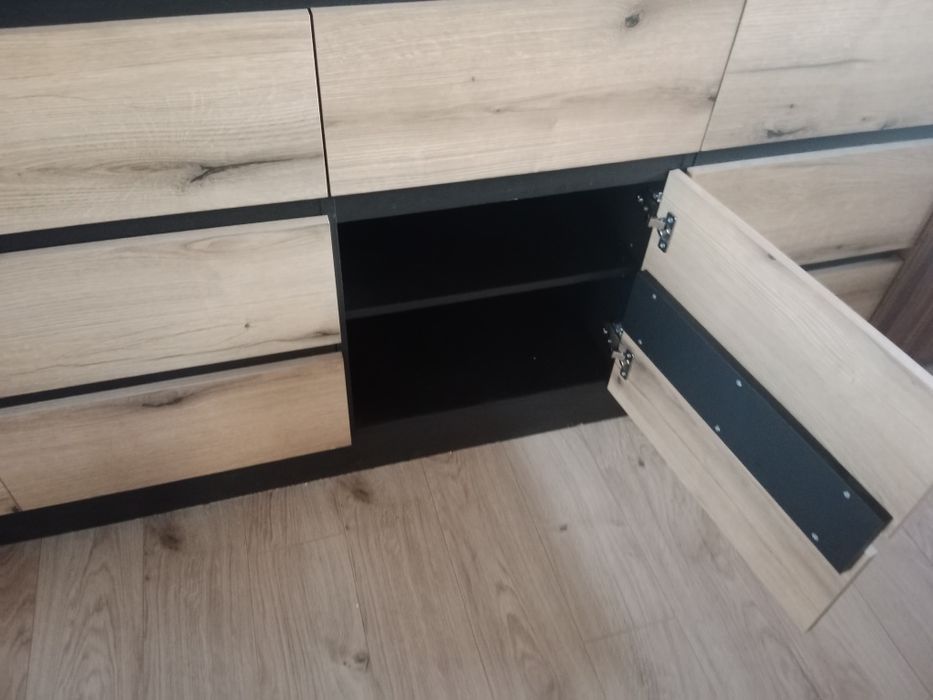 Sprzedam komodę oraz witrynę