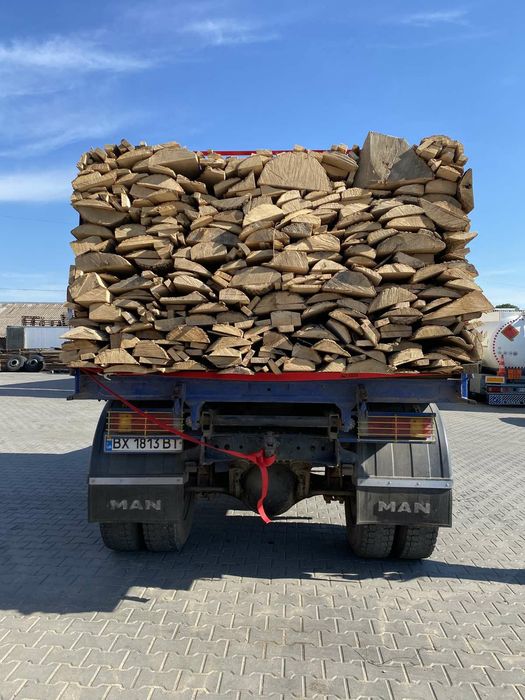 Дрова-відрізки з пілорами.Ясен,дуб.