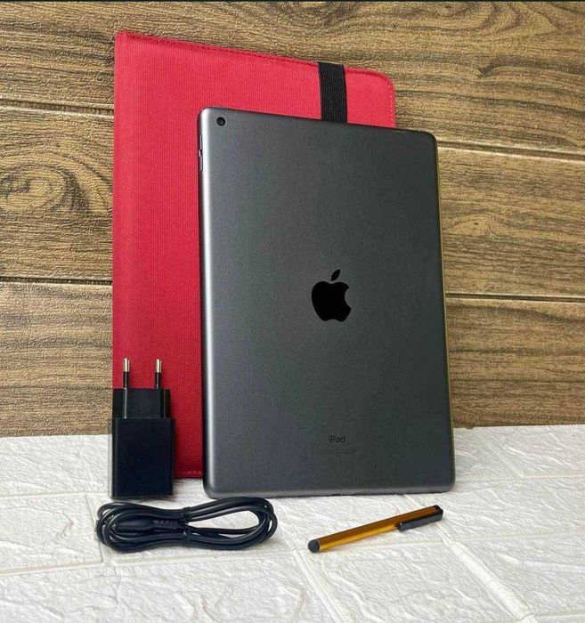 Планшет Apple iPad 8 32 ГБ