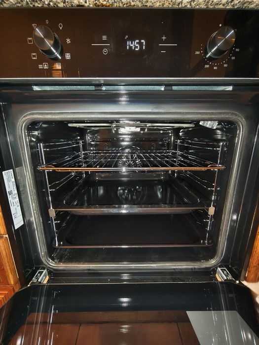 Forno Candy novo + Placa Vitrocerâmica Candy + Termoacumulador Haier