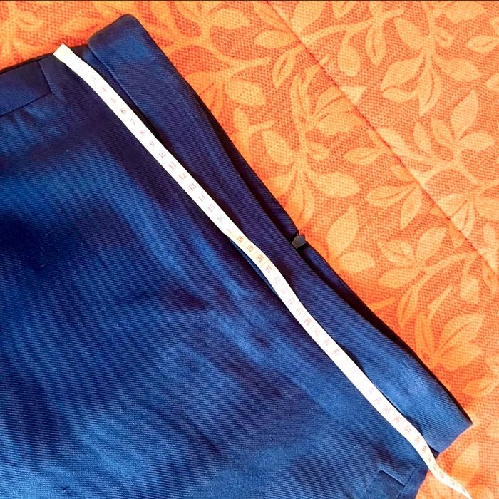 Saia Massimo Dutti azul marinho