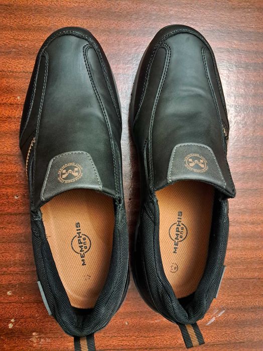 Продам Оригинальные мужские  туфли Memphis One 43 размер