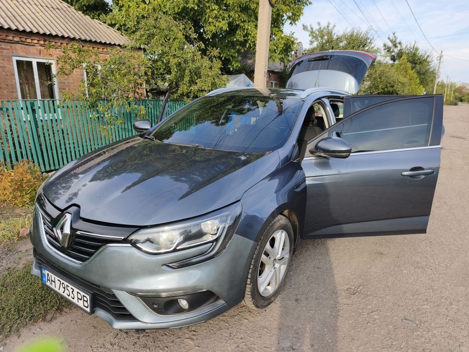 Авто Рено Меган 4