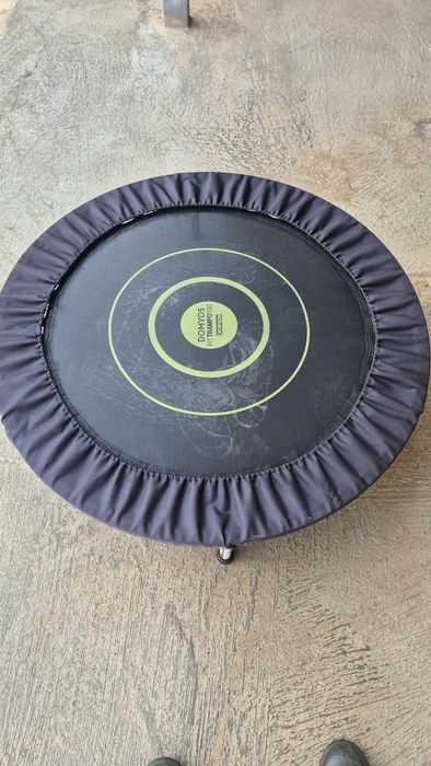 Mini trampolim usado