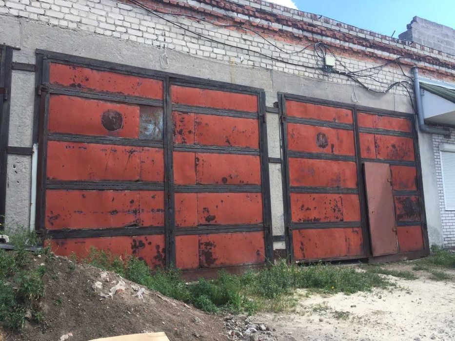 Сдам гаражный бокс в центре