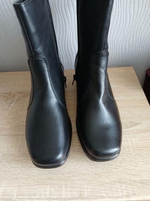Buty skórzane zimowe rozmiar 39 Wojtyłko nowe
