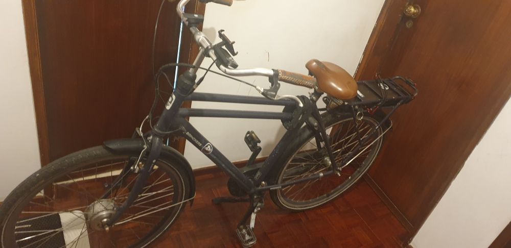 Bicicleta elétrica requer atenção