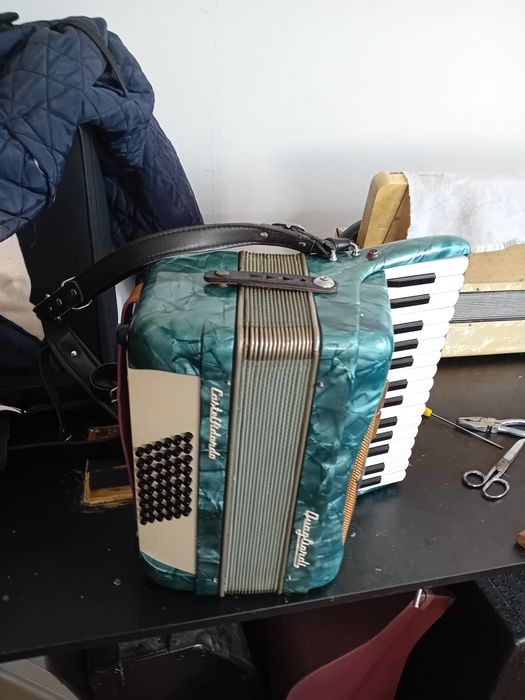 Acordeon marca Quagliardi