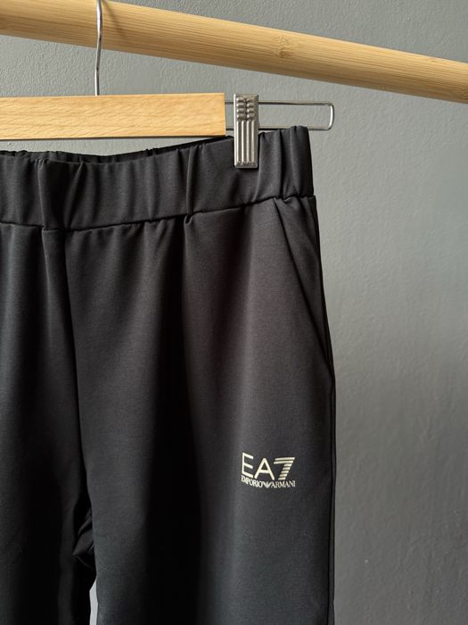 Спортивний жіночий костюм Emporio Armani S, M