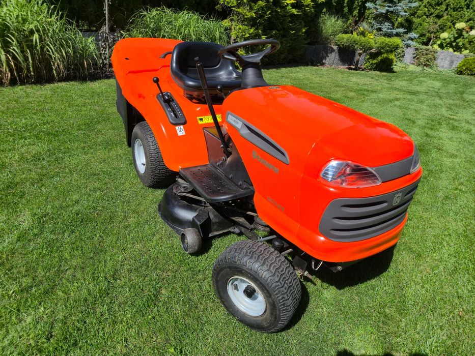 HUSQVARNA CT 131 ciągniczek do trawy .Po serwisie olejowym