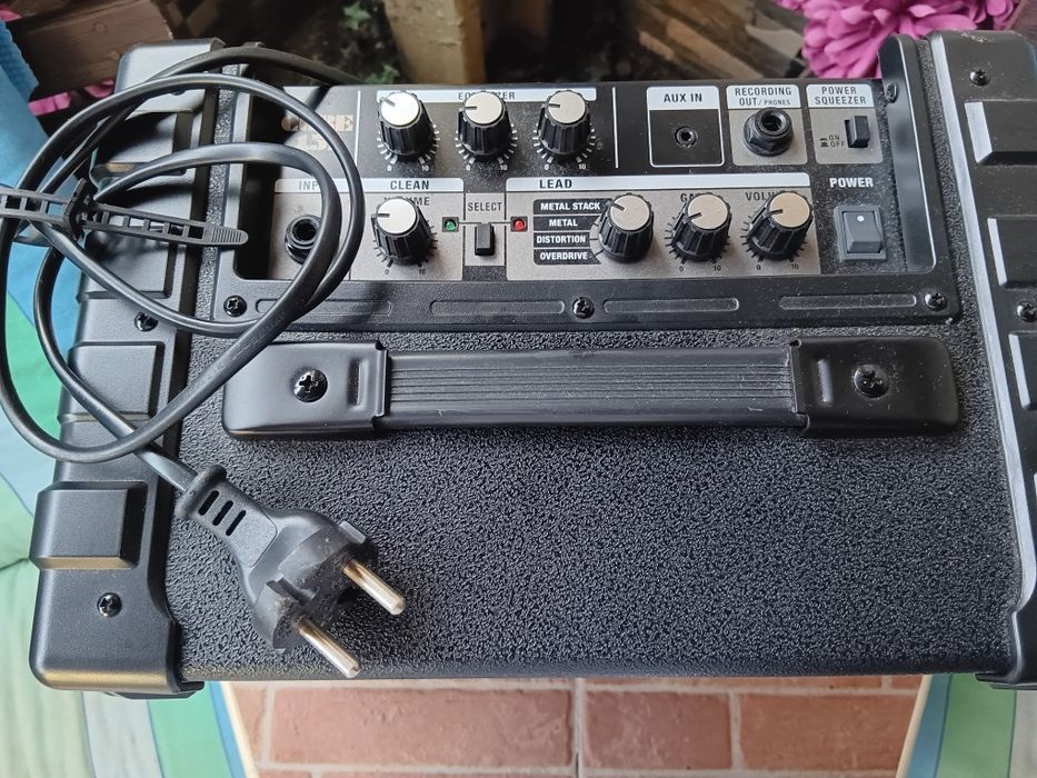 Amplificador ROLAND CUBE 15X