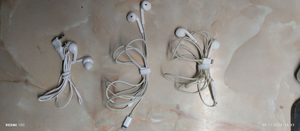 Продаю навушники