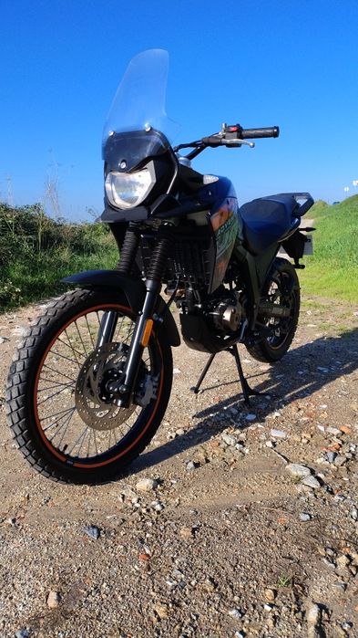 UM DSR 125 TT - financiamento 75,80 € -