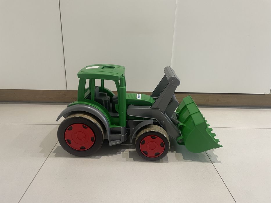 Duża koparka do piasku jeździk